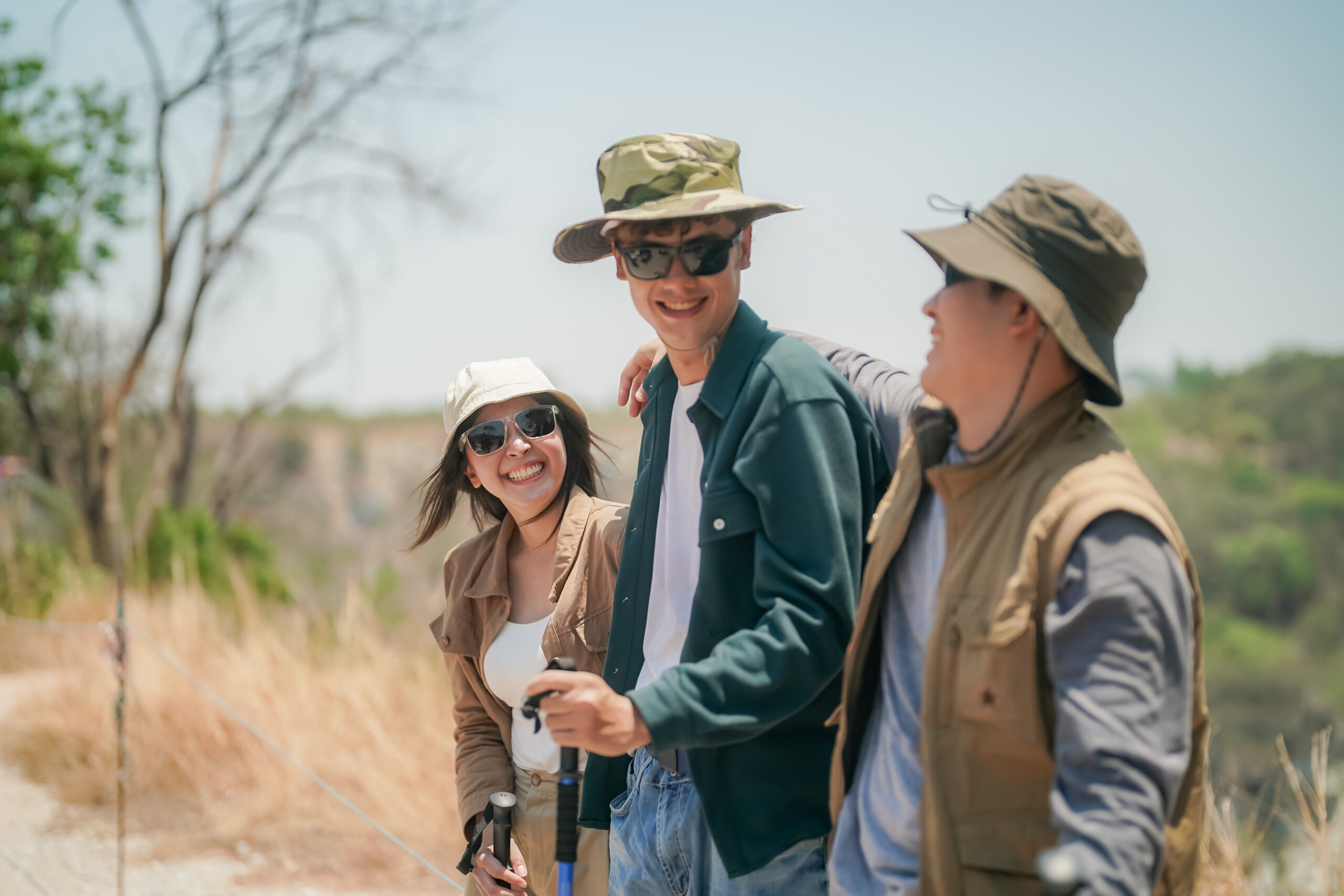 坦桑尼亚豪华野生动物园 vs 中档野生动物园